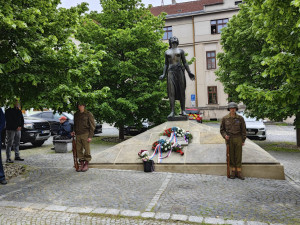 Opravený pomník obětem nacismu v sobě nese schránku pro budoucí generace