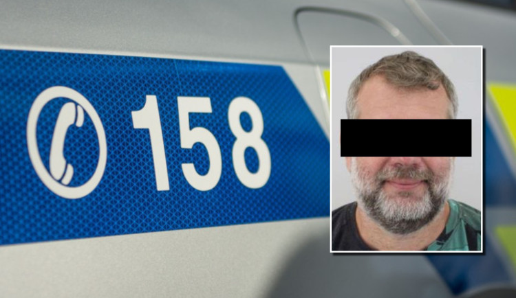 Miroslav odešel z domova a zmizel, policisté po něm pátrají v okolí Českého lesa