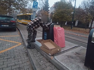 Založil skládku přímo pod dohledem kamer, policii marně sliboval, že se polepší