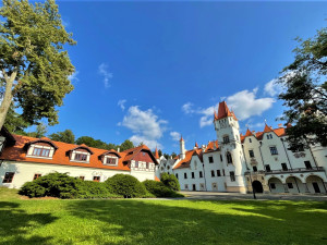 Pohádkový zámek v Žinkovech našel po letech svého kupce a konečně opět ožije