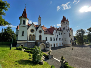 Pohádkový zámek v Žinkovech našel po letech svého kupce a konečně opět ožije