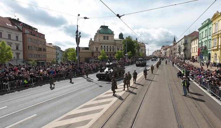Takto sledovaly Konvoj svobody drony z městské organizace Drony SIT