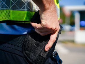 Kuriózní případ odhalila kontrola dvou podezřelých vozidel jedoucích těsně za sebou