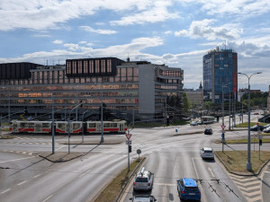 Velké omezení v dopravě i přepravě si vyžádají opravy tramvajových tratí v Plzni