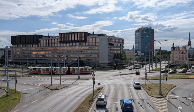 Během letních prázdnin se začne s opravou tramvajové trati ve frekventované křižovatce U Jána