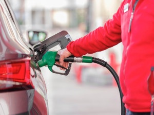 V Plzeňském kraji od minulého týdne zlevnil benzin, nafta naopak mírně zdražila