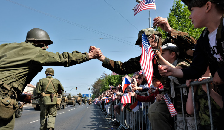 Jakým způsobem by mělo město Plzeň do budoucna přistupovat ke Slavnostem svobody?