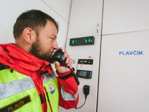 Vodní záchranáři opět nastupují na Hracholusky, loni ošetřili rekordních 114 lidí