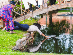 Stovka zdravotních klaunů z 11 zemí světa se vzdělává na velkém setkání profesionálů