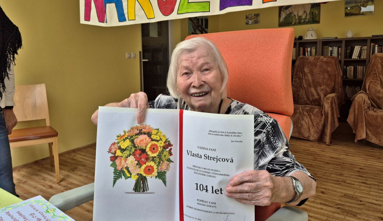 Zemřela nejstarší Plzeňanka, bylo jí 104 let. Milovala kulturu a zamlada vozila Gotta v kočárku