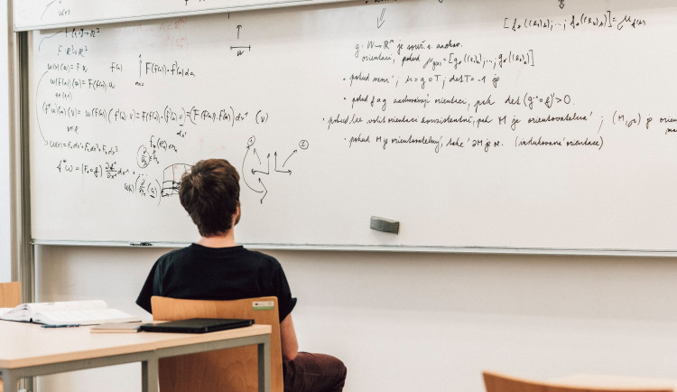 Obory budoucnosti. Plzeňská univerzita otvírá environmentální inženýrství a jadernou energetiku