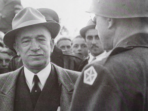 Prezident Beneš se v Plzni zúčastnil slavné vojenské přehlídky