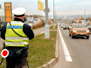 Zabavené registrační značky i opilí cyklisté, policisté si posvítili na dopravní přestupky