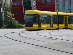 Už v pondělí začne náročná výměna tramvajových kolejí v centru, řidiče čekají omezení
