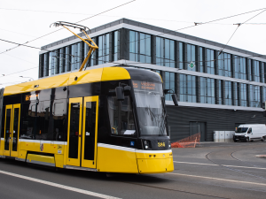 Cyklisté mohou s kolem už do všech tramvají, dosud pro ně platila velká omezení