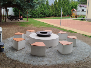 Nové veřejné ohniště v Černicích