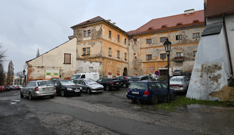 Klatovy připravují rekonstrukci bývalého jezuitského semináře až za 300 milionů