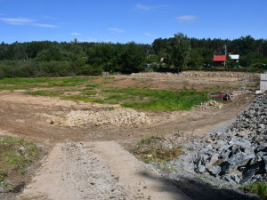 Rybník Nováček prochází opravou, dostává zpevněnou hráz i nové schody