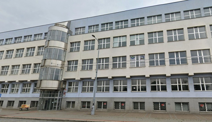 Univerzitě se podařilo prodat budovu bývalého ředitelství plzeňské Škody za 190 milionů