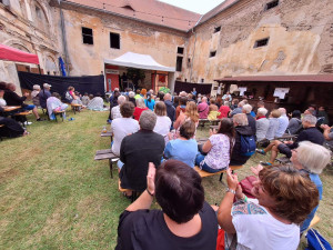 Festival v Čečovicích podpoří snahu nadšenců o opravu zdevastovaného zámku