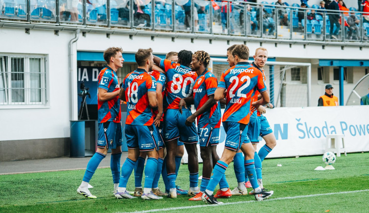 Fotbalisté Plzně udolali doma Karvinou 2:1, v nastavení rozhodl z penalty Vydra.