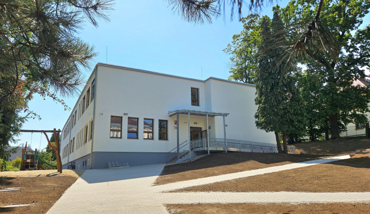 Liberec nechal zmodernizovat jednu z budov ZŠ U Soudu, za 101 milionů