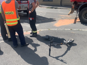 Tragická nehoda koloběžkářky