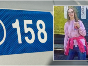 Policie pátrá po patnáctileté dívce, školačka v řeči zadrhává a špatně vyslovuje Ř