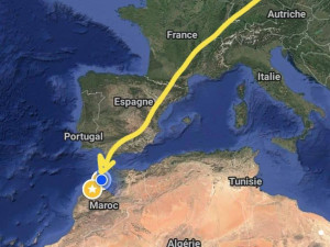 V Maroku vyfotili čápa z Česka, který letos prošel úspěšnou adopcí na náhradní hnízdo