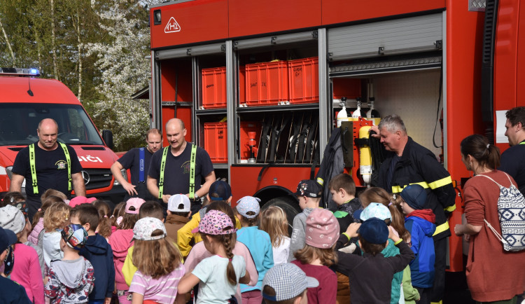 Jednotka z Břas pravidelně pořádá akce pro děti