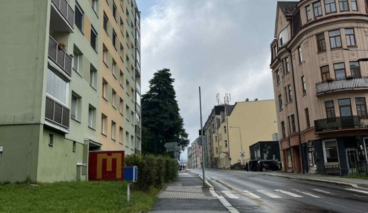 V Liberecké ulici v Jablonci začínají dnes kvůli výměně plynovodu uzavírky