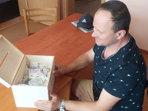 Pavel bojuje s agresivním nádorem, obec se semkla a snaží se vybrat peníze na léčbu