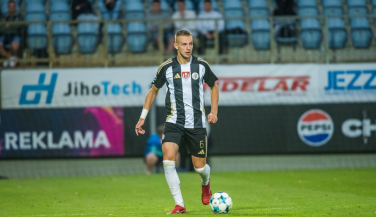 Dynamo vyzve Baník. Pohárový duel začne v 16 hodin