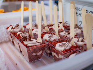 Sousedský food festival v Tachově láká na autentickou atmosféru i moravská vína