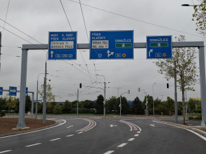 Řidičům v Plzni se ráno otevřela přestavěná nejzatíženější křižovatka ve městě