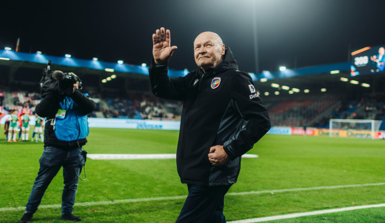 Nic neřeším, soustředím se na práci, říká Koubek po prvním zápasu pod novým vedením