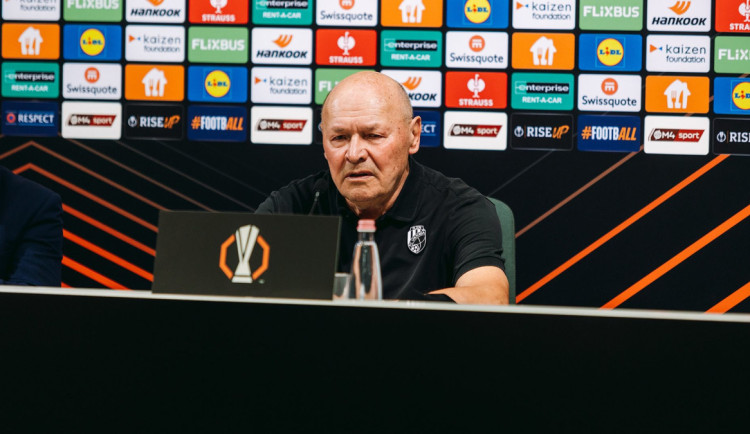 Další změna ve fotbalové Plzni, trenér Koubek po vlně kritiky končí