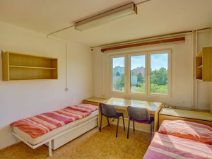 Dvojlůžkový pokoj Baarova před rekonstrukcí