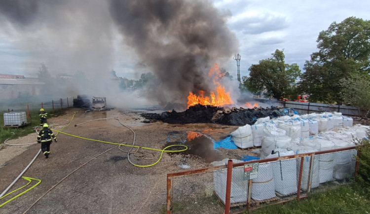 Letošní požár skládky v Rokycanech