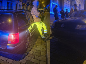 Auto bez značek ujíždělo v protisměru. Policisty řidič šokoval kuriózním vysvětlením