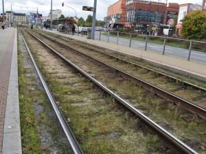 Tramvajová trať na Skvrňany projde rekonstrukcí, řidiče čekají už od pondělí uzavírky