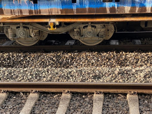 Na hranici Karlovarského kraji ujel železniční vagon, zastavili ho až v Plané