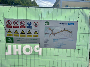 Řidiči, pozor. Uzavírka Rolnického náměstí se protáhne o půl roku