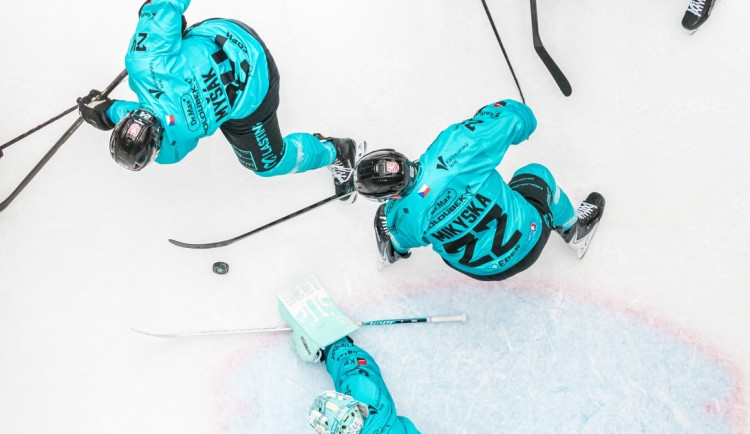 Hokejisté Olomouce zdolali Karlovy Vary 5:3 a přeskočili je v tabulce