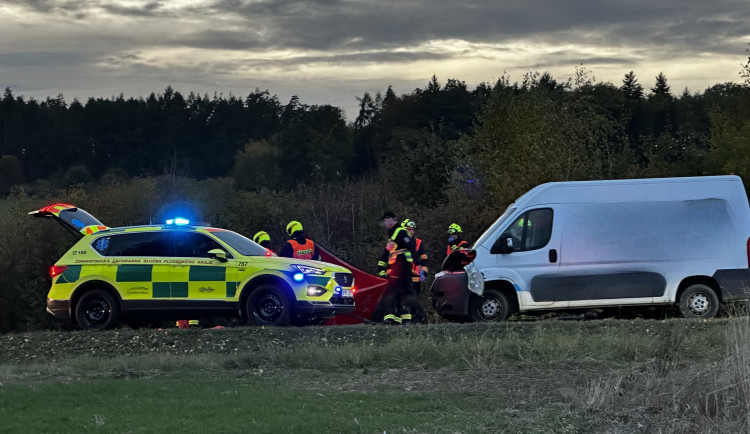 Velmi vážná nehoda uzavřela hlavní tah I/20 z Plzně na Písek