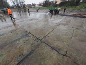 Vodní nádrž v Červeném Hrádku i sousední hřiště projde opravou za 20,5 milionu