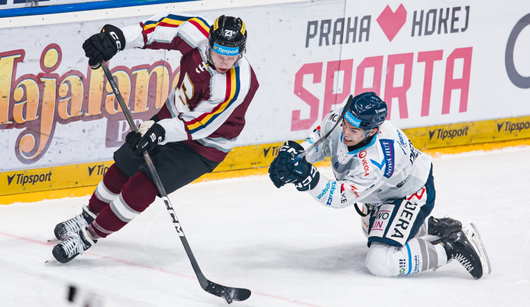 Sparta přišla s Vítkovicemi o čtyřgólové vedení, v prodloužení ale vyhrála 5:4