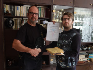 Oficiální a schválenou vlajku získala darem slavná záchranná stanice živočichů