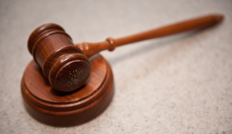 Za pokus o vraždu ženy zapálením uložil soud v Ostravě výjimečný trest 24 let