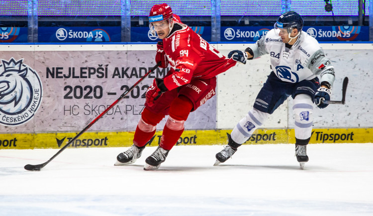 Růžička zajistil Třinci výhru v Plzni, Oceláři zvítězili posedmé za sebou